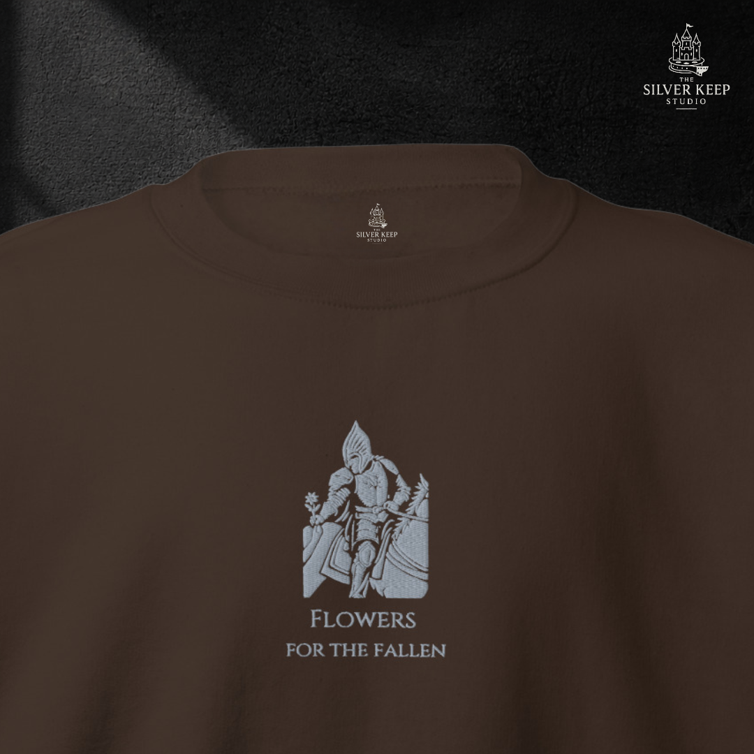 Flowers for the Fallen Hoodie | Fantasía Épica | Regalo inspirado en El Señor de los Anillos | Ropa de Cine Fantástico